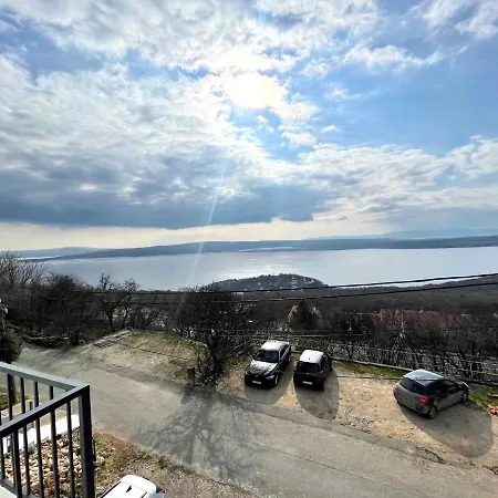 Appartement In 42941