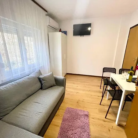In 42941 Апартаменты