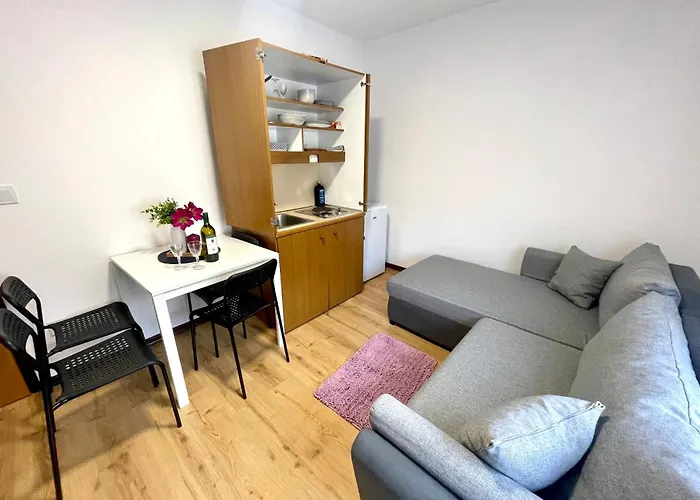 Appartamento In 42941
